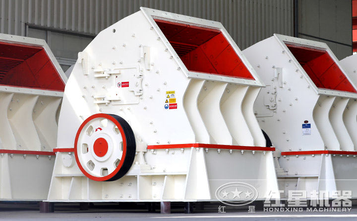 石灰石錘式破碎機 石灰石錘式破碎機