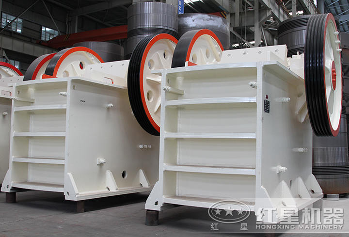 顎式細(xì)碎破碎機(jī) 顎式細(xì)碎破碎機(jī)