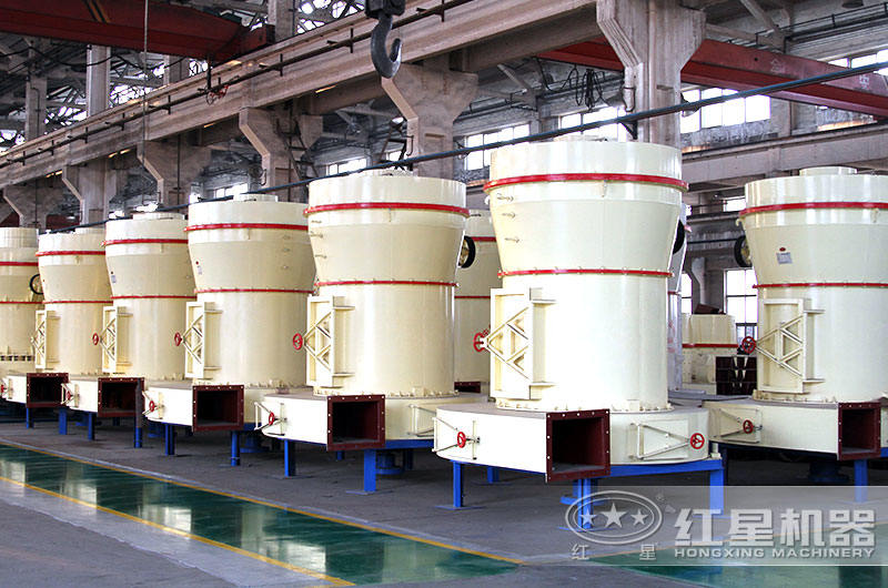 大型磨粉機(jī)車間,等您來參觀選購! 大型磨粉機(jī)車間,等您來參觀選購!