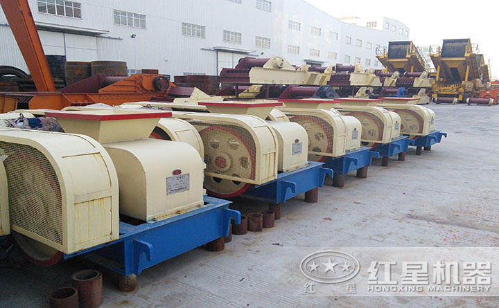 對(duì)滾粉碎機(jī) 對(duì)滾粉碎機(jī)