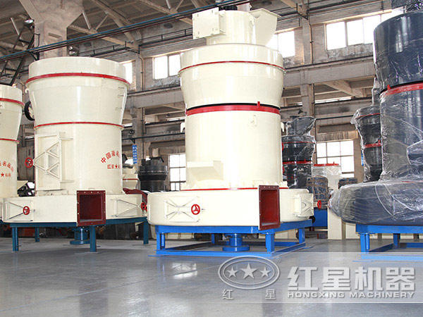 云母石磨粉機(jī)車(chē)間 云母石磨粉機(jī)車(chē)間