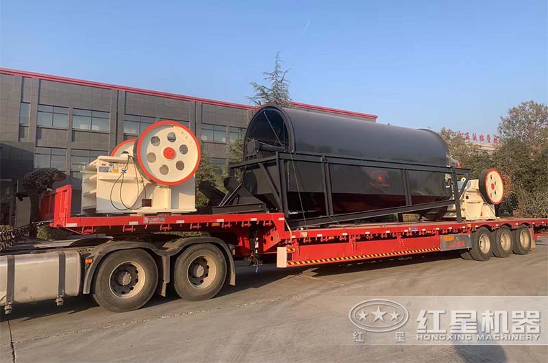 紅星機(jī)器小型河石破碎機(jī)發(fā)貨 紅星機(jī)器小型河石破碎機(jī)發(fā)貨