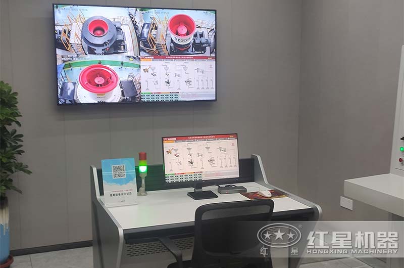 圓錐破碎機中控系統(tǒng)在監(jiān)控 圓錐破碎機中控系統(tǒng)在監(jiān)控