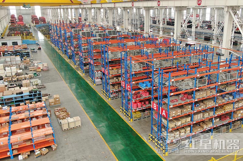 紅星廠(chǎng)區(qū)配件展區(qū)