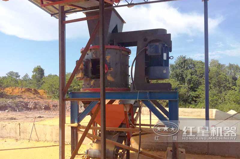 小型復(fù)合式制砂機(jī) 小型復(fù)合式制砂機(jī)