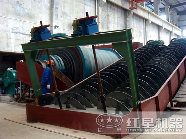 螺旋分級機生產(chǎn)現(xiàn)場 螺旋分級機生產(chǎn)現(xiàn)場