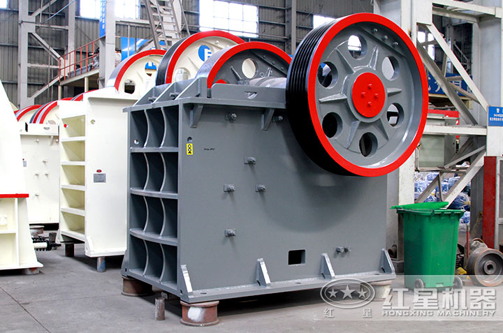 細(xì)碎顎式碎破機(jī) 細(xì)碎顎式碎破機(jī)