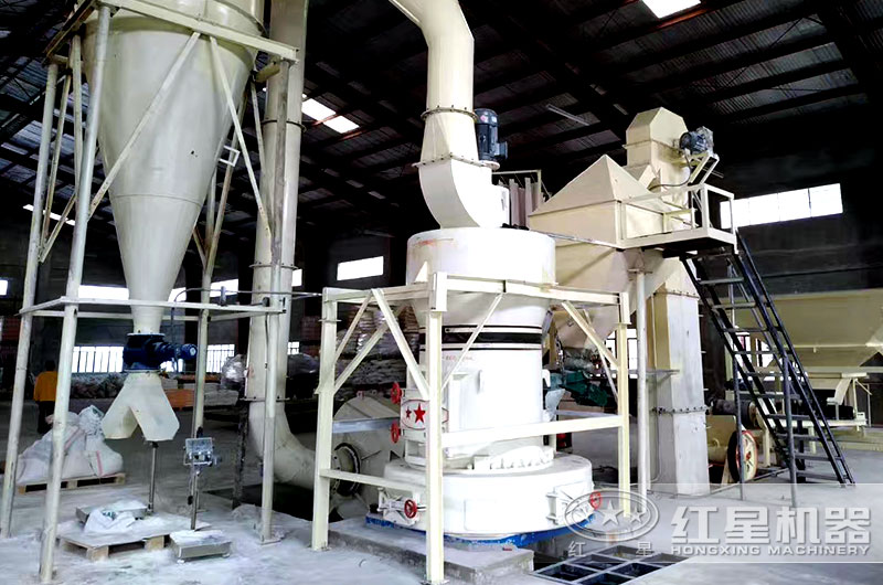 高強磨粉機圖片現(xiàn)場圖片 高強磨粉機圖片現(xiàn)場圖片