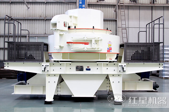 青石制砂機(jī)車(chē)間 青石制砂機(jī)車(chē)間