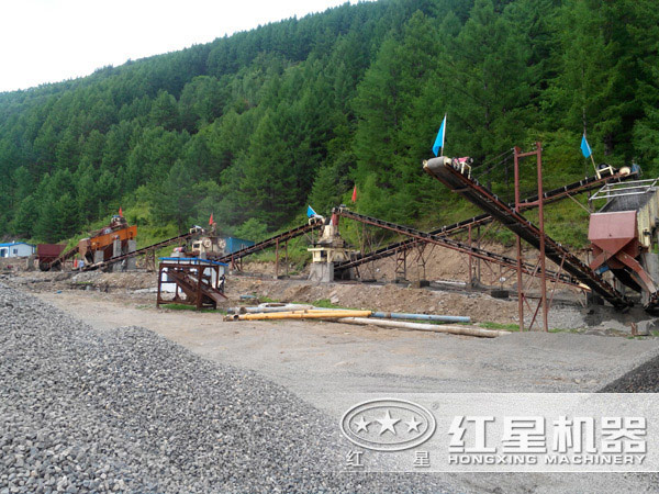 環(huán)保型沖擊式破碎機(jī)作業(yè)現(xiàn)場 環(huán)保型沖擊式破碎機(jī)作業(yè)現(xiàn)場