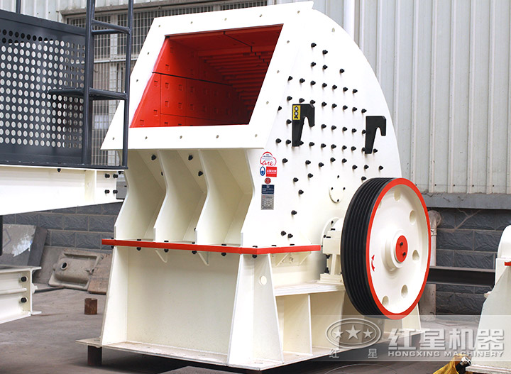 顏色、型號(hào)不同的錘式粉碎機(jī)