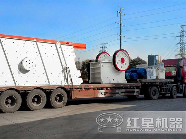 600×900碎石子機(jī)發(fā)貨 600×900碎石子機(jī)發(fā)貨