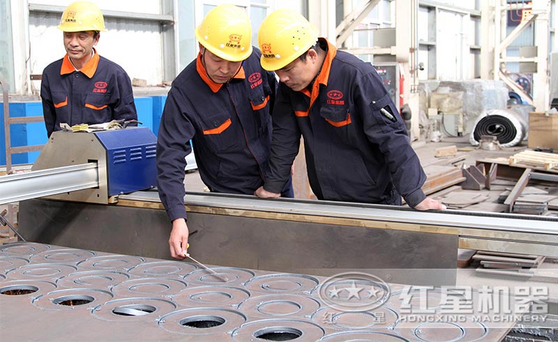 對于設(shè)備配件尺寸進行嚴格控制 對于設(shè)備配件尺寸進行嚴格控制