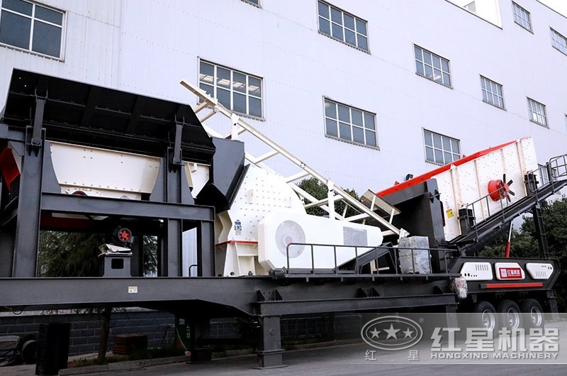 移動(dòng)重錘式破石機(jī) 移動(dòng)重錘式破石機(jī)