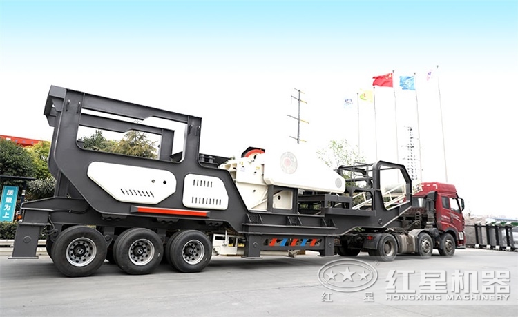 移動(dòng)破碎機(jī)發(fā)貨現(xiàn)場 移動(dòng)破碎機(jī)發(fā)貨現(xiàn)場