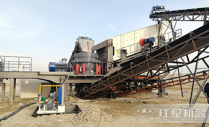 移動圓錐碎石機現(xiàn)場 移動圓錐碎石機現(xiàn)場