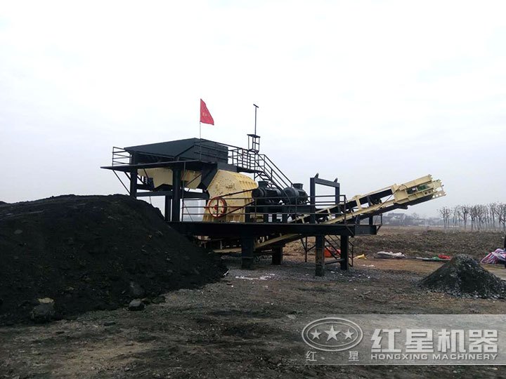 錘式碎石機(jī)生產(chǎn)現(xiàn)場(chǎng) 錘式碎石機(jī)生產(chǎn)現(xiàn)場(chǎng)