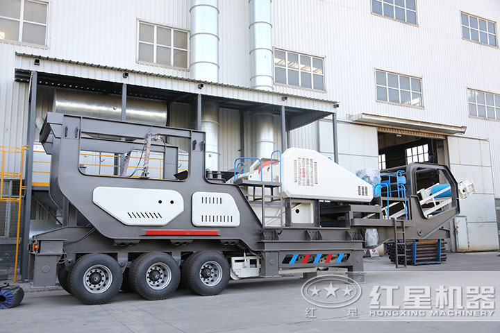 輪胎式移動(dòng)破碎機(jī) 輪胎式移動(dòng)破碎機(jī)