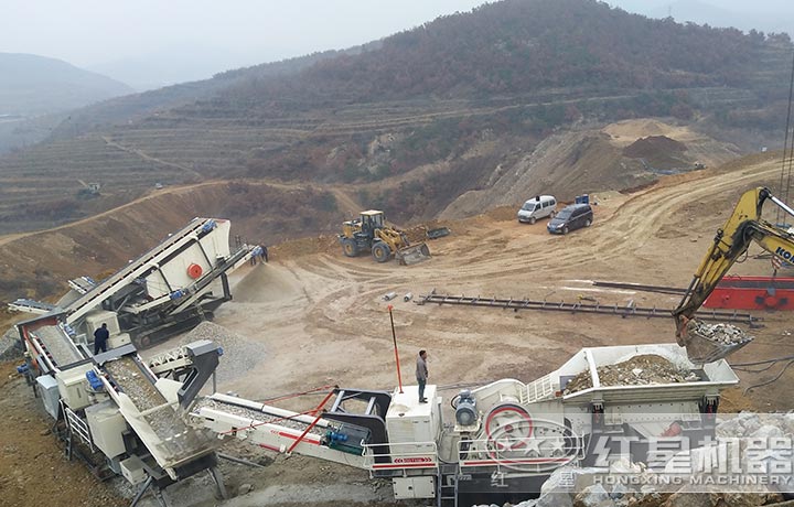 履帶建筑廢料粉碎機作業(yè)現(xiàn)場 履帶建筑廢料粉碎機作業(yè)現(xiàn)場