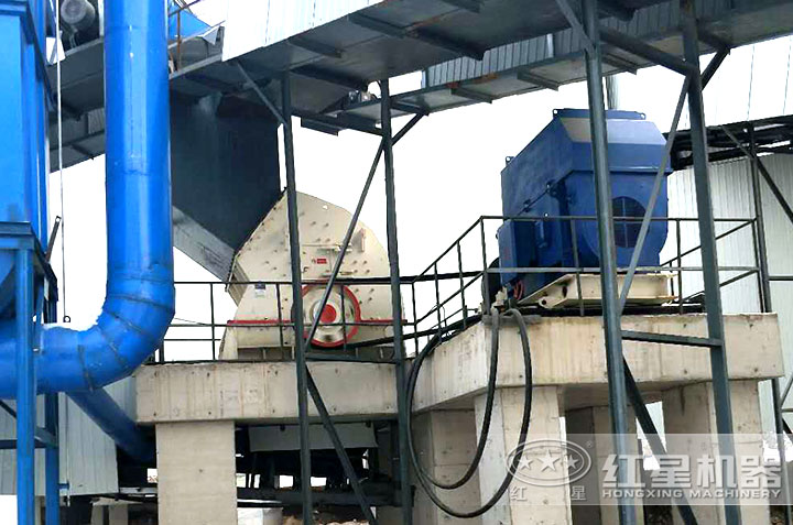 PCZ型重錘式破碎機(jī)客戶現(xiàn)場(chǎng) PCZ型重錘式破碎機(jī)客戶現(xiàn)場(chǎng)