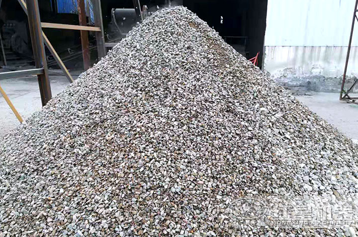 PCZ型重錘式破碎機(jī)客戶現(xiàn)場(chǎng) PCZ型重錘式破碎機(jī)客戶現(xiàn)場(chǎng)