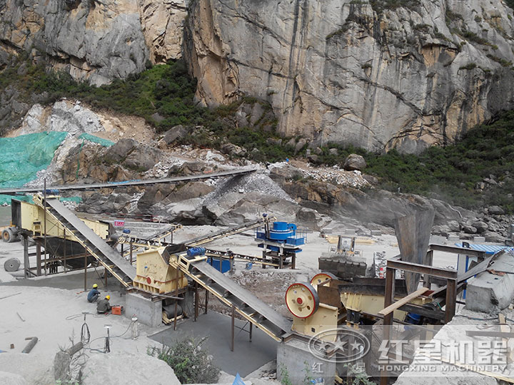 鱷破作業(yè)現(xiàn)場(chǎng) 鱷破作業(yè)現(xiàn)場(chǎng)