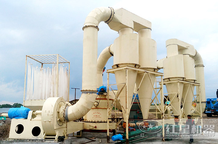 白灰生產(chǎn)現(xiàn)場(chǎng) 白灰生產(chǎn)現(xiàn)場(chǎng)