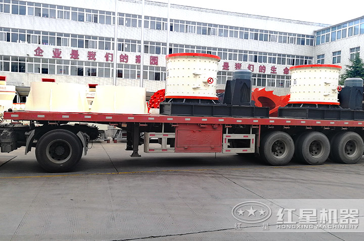 玻璃粉碎設(shè)備廠家發(fā)貨現(xiàn)場(chǎng)，快速投產(chǎn)用戶(hù)生產(chǎn)現(xiàn)場(chǎng)