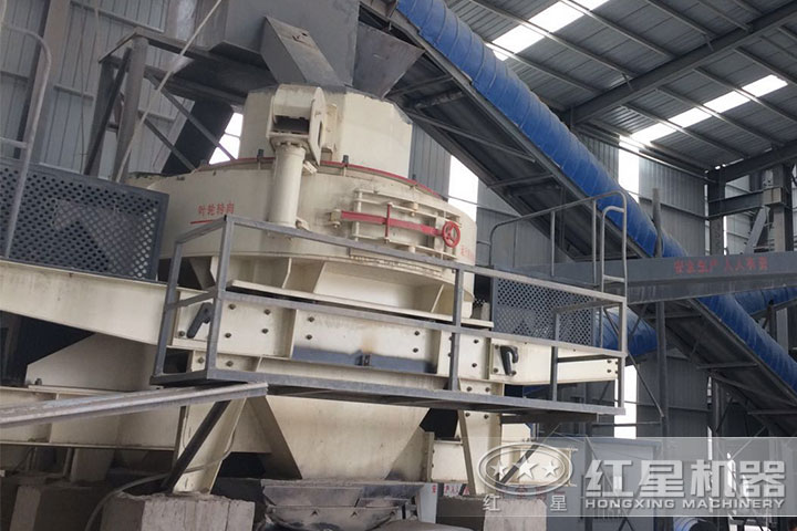 制砂機(jī)作業(yè)現(xiàn)場 制砂機(jī)作業(yè)現(xiàn)場