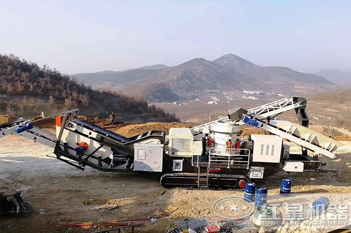 圓錐式移動(dòng)破碎站現(xiàn)場(chǎng) 圓錐式移動(dòng)破碎站現(xiàn)場(chǎng)