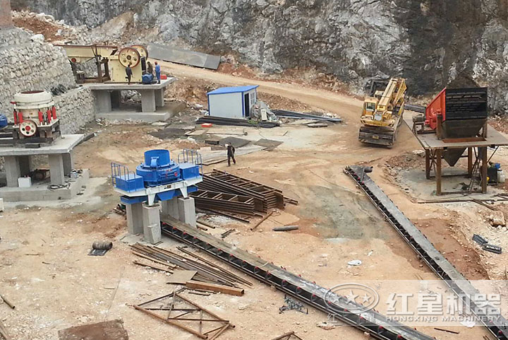石英砂生產線安裝現(xiàn)場 石英砂生產線安裝現(xiàn)場