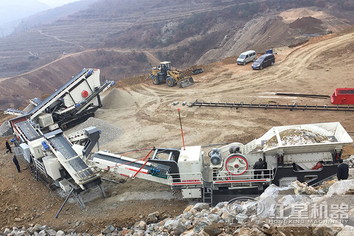 移動制沙現(xiàn)場 移動制沙現(xiàn)場