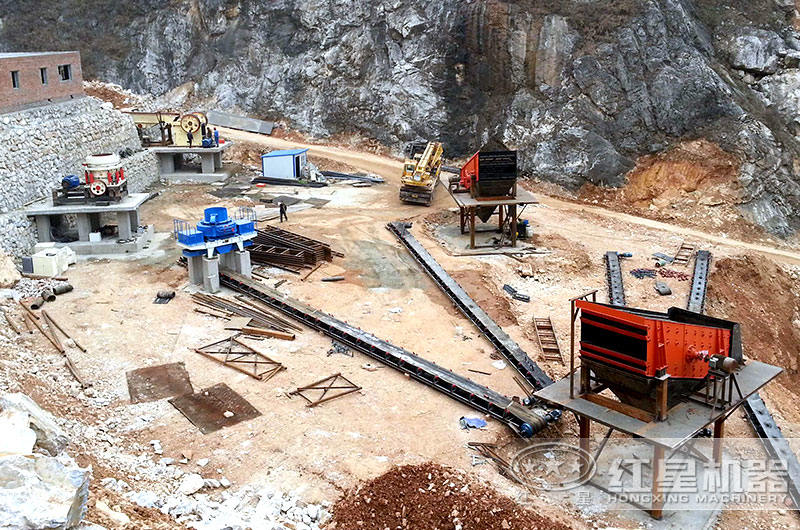 河卵石破碎加工設(shè)備安裝現(xiàn)場 河卵石破碎加工設(shè)備安裝現(xiàn)場