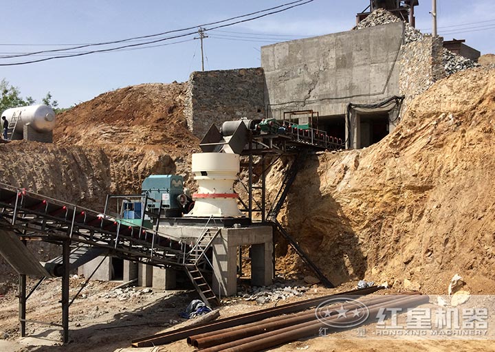 單缸圓錐破碎機安裝現(xiàn)場 單缸圓錐破碎機安裝現(xiàn)場