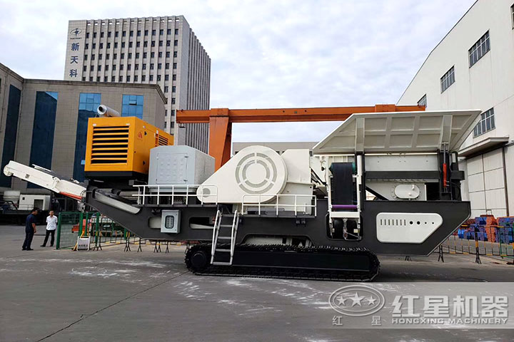 履帶式移動(dòng)磚渣粉碎機(jī) 履帶式移動(dòng)磚渣粉碎機(jī)