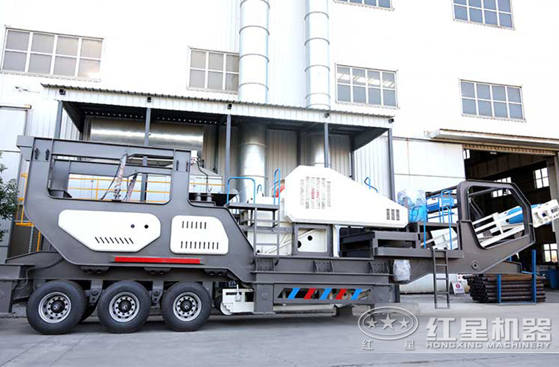 移動(dòng)破碎機(jī)圖片 移動(dòng)破碎機(jī)圖片