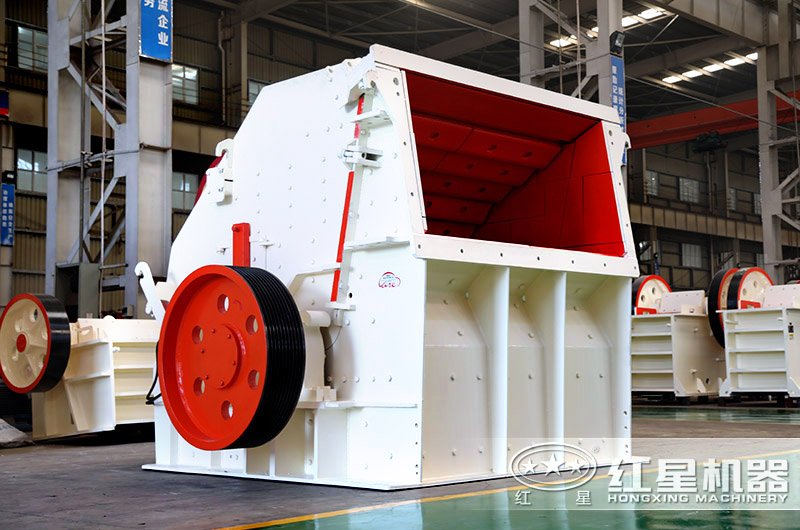 反擊破采用沖擊式破碎，粒型美觀