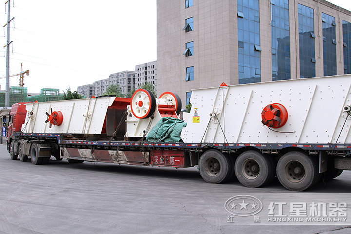 紅星小型鄂破裝車發(fā)貨 紅星小型鄂破裝車發(fā)貨