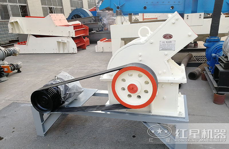 錘式破碎機(jī) 錘式破碎機(jī)