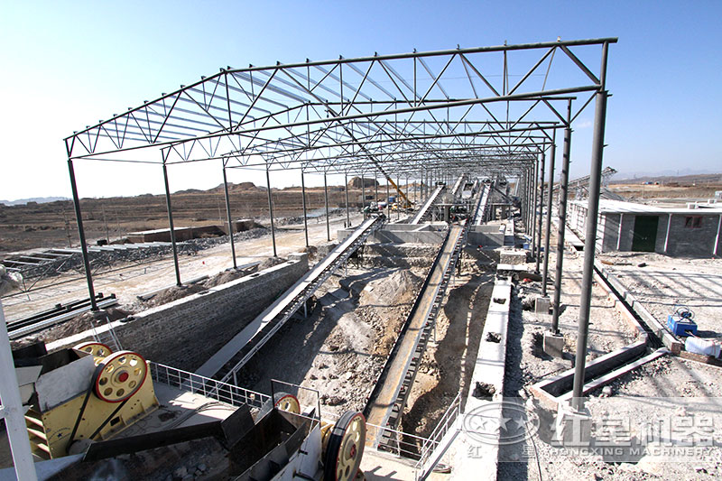 日產(chǎn)萬(wàn)噸石子加工設(shè)備現(xiàn)場(chǎng) 日產(chǎn)萬(wàn)噸石子加工設(shè)備現(xiàn)場(chǎng)