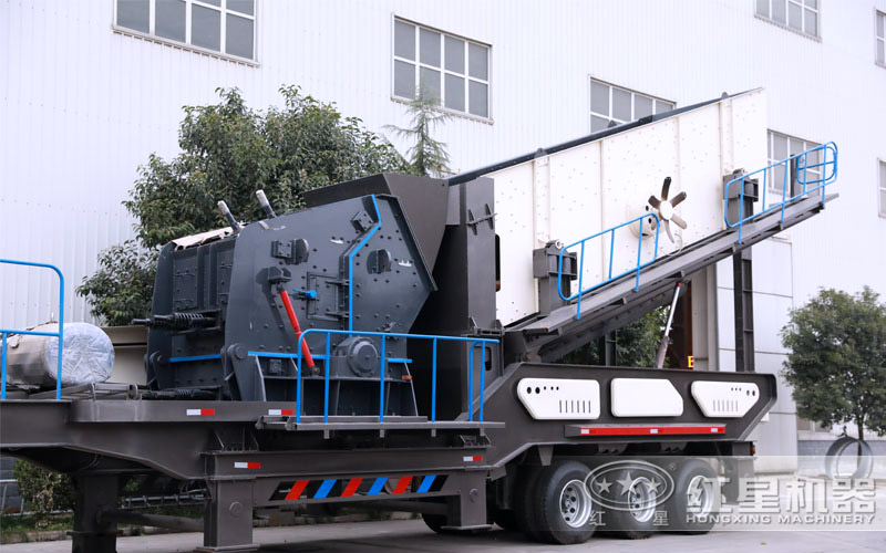 移動反擊式破碎機(jī) 移動反擊式破碎機(jī)