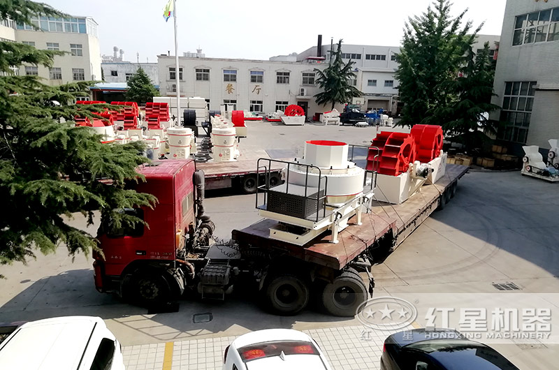 立軸式制砂機發(fā)貨 立軸式制砂機發(fā)貨