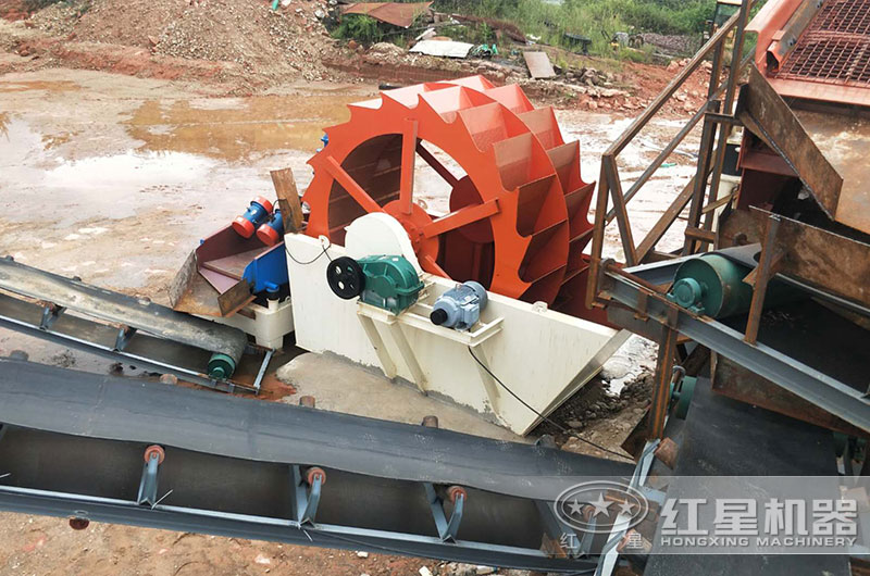 水輪洗砂機現(xiàn)場圖片 水輪洗砂機現(xiàn)場圖片