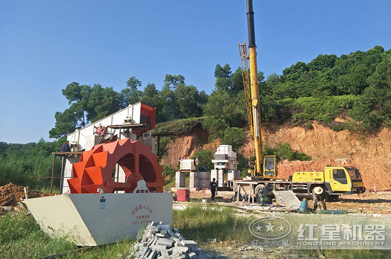 紅星機器水輪洗砂機安裝現(xiàn)場 紅星機器水輪洗砂機安裝現(xiàn)場