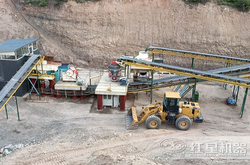 砂石生產(chǎn)線(xiàn)現(xiàn)場(chǎng) 砂石生產(chǎn)線(xiàn)現(xiàn)場(chǎng)