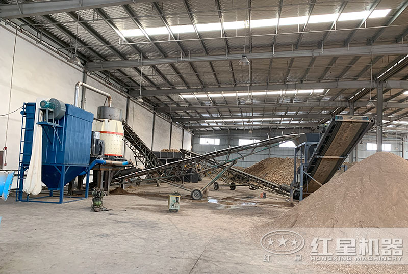 1750立軸破碎機(jī)現(xiàn)場(chǎng) 1750立軸破碎機(jī)現(xiàn)場(chǎng)