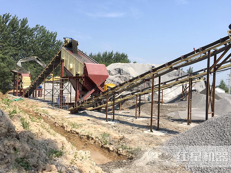 青石破碎現(xiàn)場(chǎng) 青石破碎現(xiàn)場(chǎng)