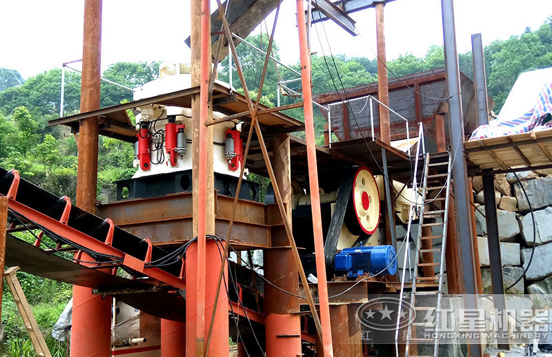 石材廢料加工利用現(xiàn)場(chǎng) 石材廢料加工利用現(xiàn)場(chǎng)