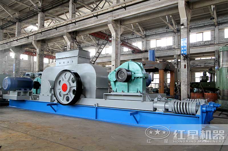 對輥破碎機車間實拍 對輥破碎機車間實拍