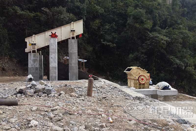 細碎制砂機現(xiàn)場 細碎制砂機現(xiàn)場